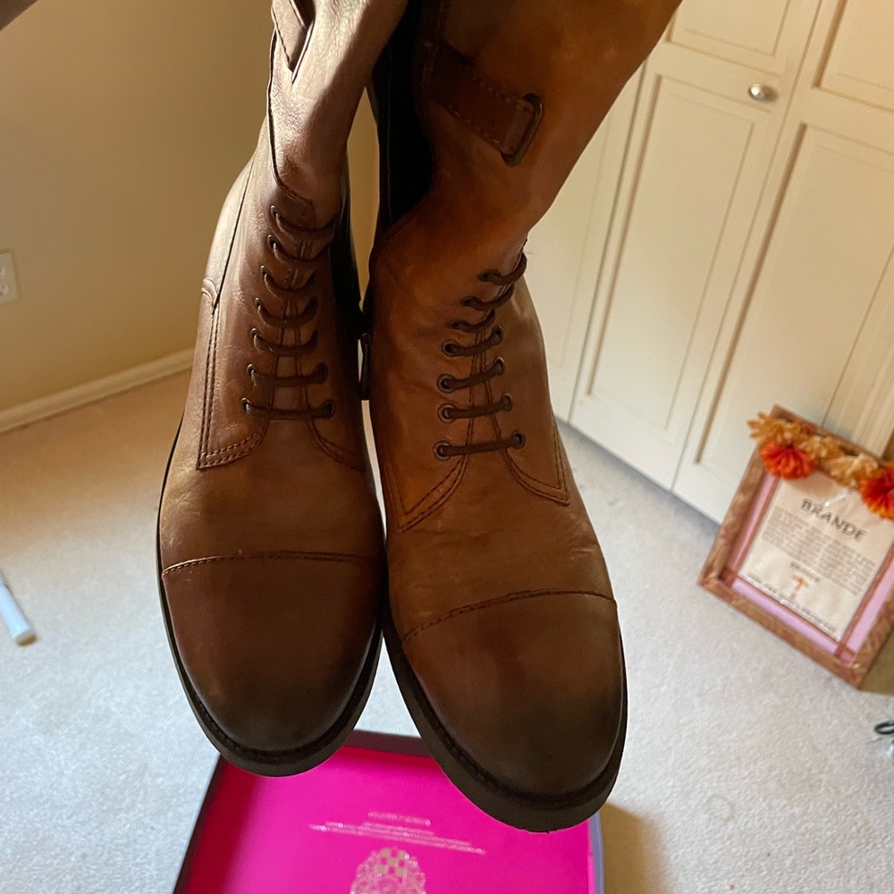 Vince Camuto VC-Fenton Russet Two Tone Calf Boots